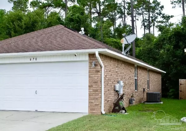 Pensacola, FL 32514,670 Mozingo Ln