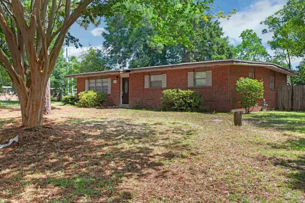 Pensacola, FL 32504,3895 Arbutus Dr