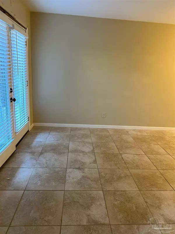 Pensacola, FL 32514,7150 Plantation