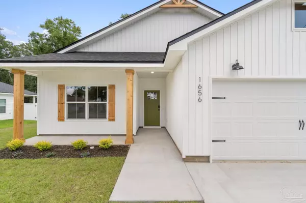 Pensacola, FL 32506,1420 Madelyn Woods Dr
