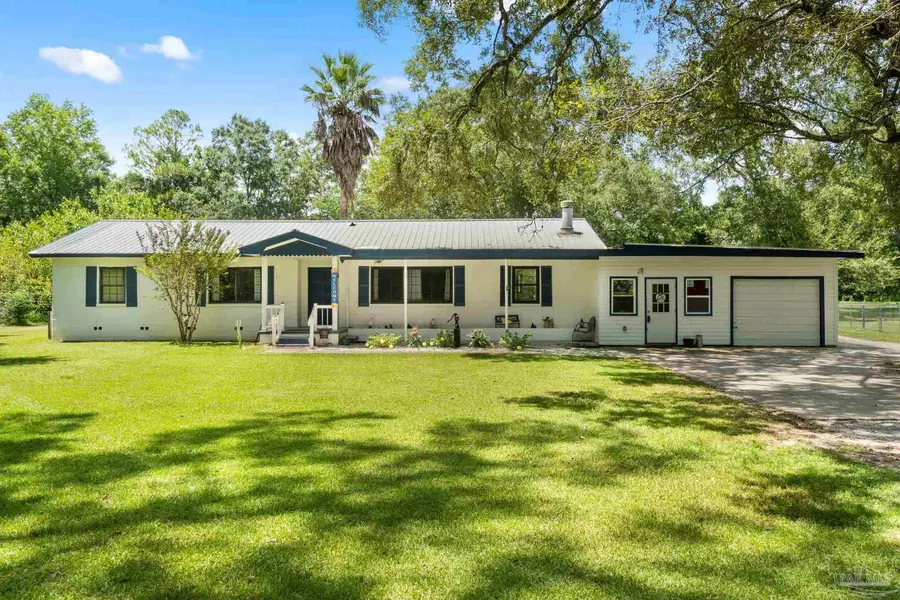 243 Santa Rosa Rd, Cantonment, FL 32533