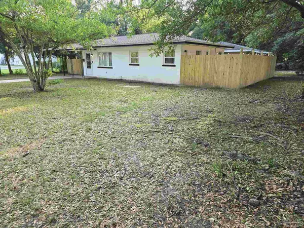 2010 N G St, Pensacola, FL 32501