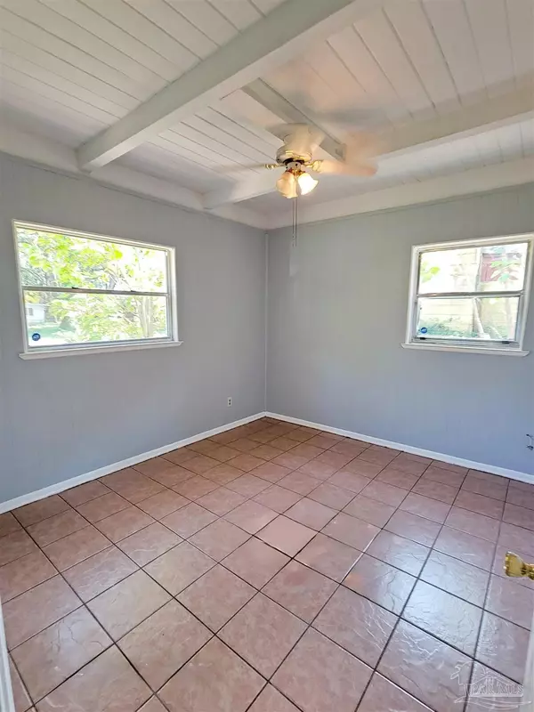 Pensacola, FL 32505,102 Tennessee Dr