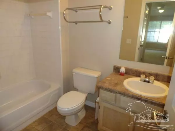 Pensacola, FL 32514,8878 Shoal Creek Ct