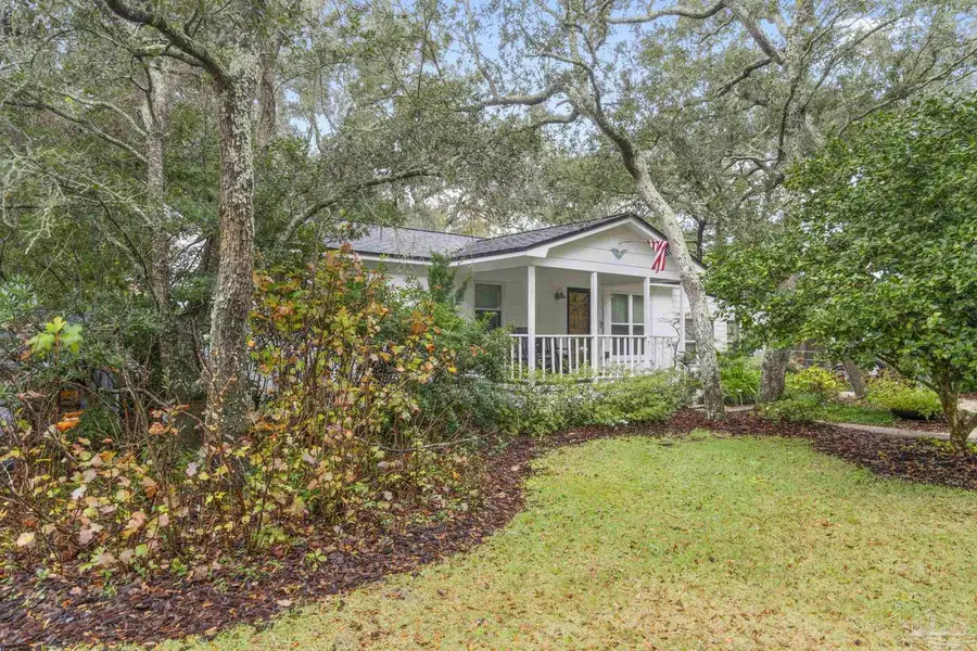 4613 Hickory Shores Blvd, Gulf Breeze, FL 32563