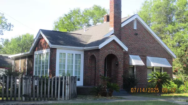 1401 E Bobe, Pensacola, FL 32503