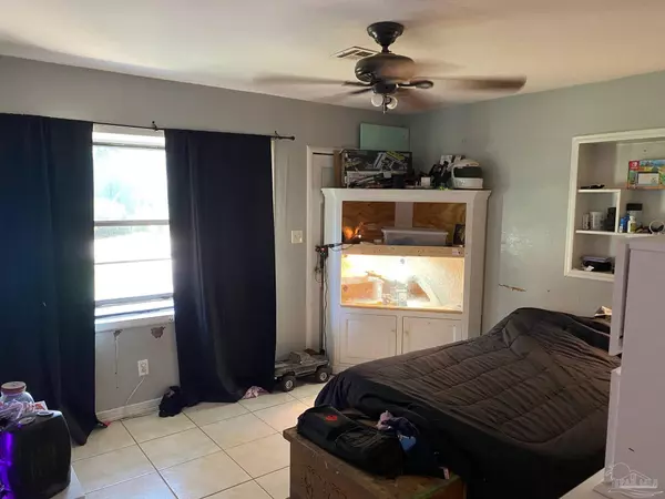 Cantonment, FL 32533,1516 7th Ave