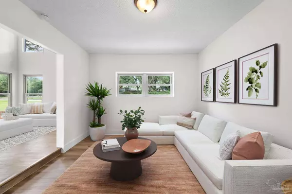 Pensacola, FL 32526,6725 Oakcliff Rd