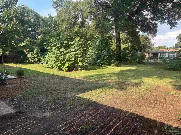 Pensacola, FL 32526,6630 Bellview Pines Pl