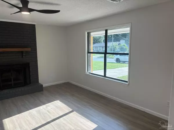 Pensacola, FL 32526,6630 Bellview Pines Pl