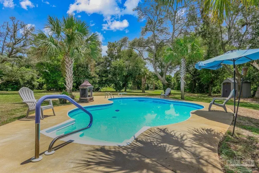 3029 Rosa Del Villa Dr, Gulf Breeze, FL 32563