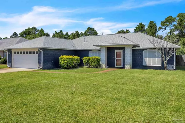 124 Gunwale Rd, Pensacola, FL 32507