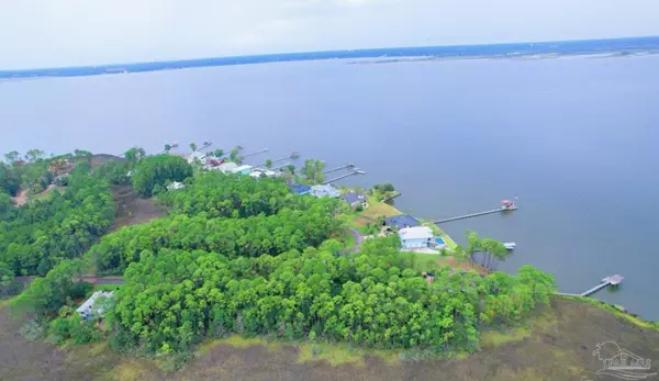 Milton, FL 32583,4568 Bayside Dr