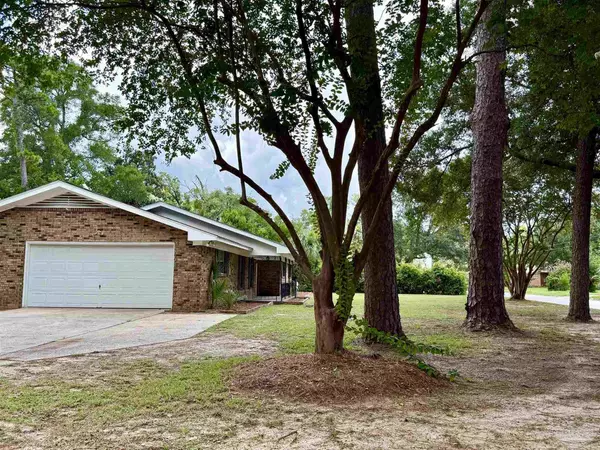 Pensacola, FL 32503,1100 Barcia Dr