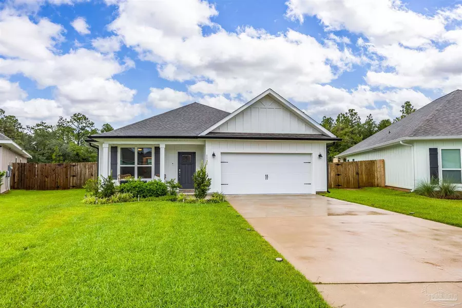 1121 Bluefish Ct, Pensacola, FL 32506