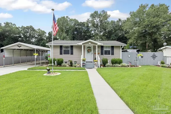 6309 Matador St, Milton, FL 32583