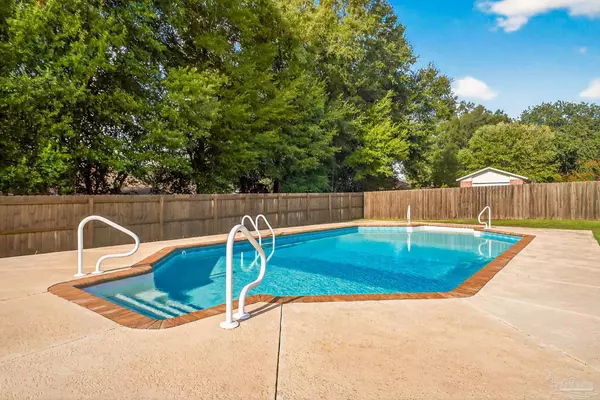 Pace, FL 32571,5053 Copperfield Dr