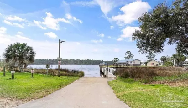 Pensacola, FL 32507,2556 Granada Camino