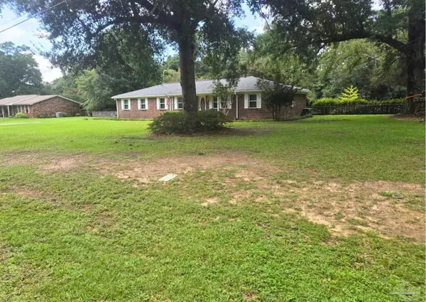 Pace, FL 32571,4866 Blakemore Dr