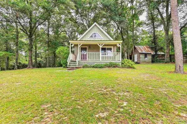 6574 Deer Lake Rd, Walnut Hill, FL 32568