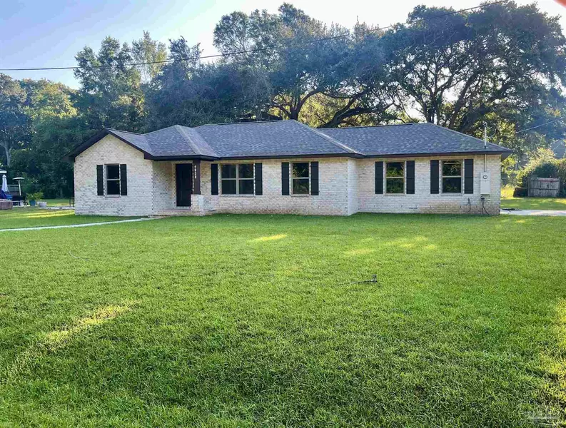 4858 Lamar Dr, Pace, FL 32571