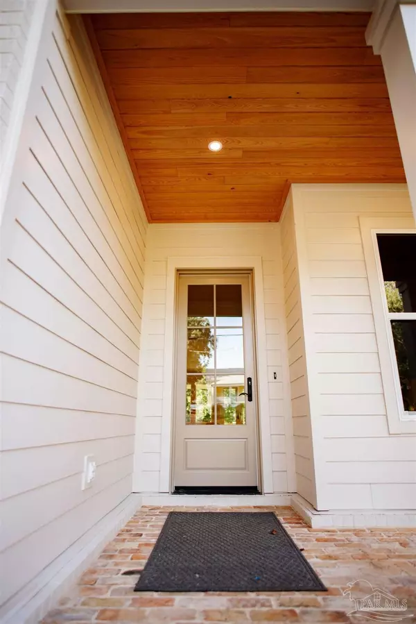 Pensacola, FL 32501,1115 E La Rua St