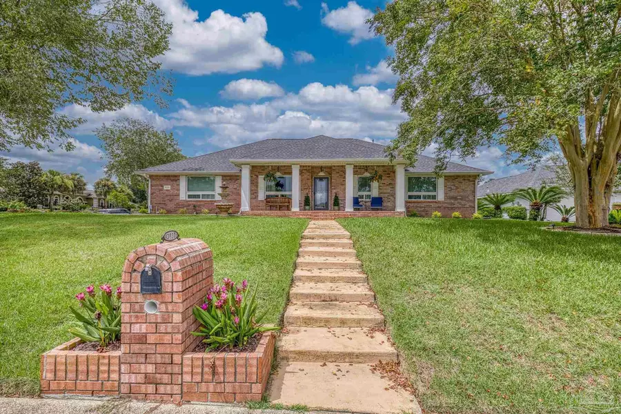 3030 Marcus Pointe Blvd, Pensacola, FL 32505