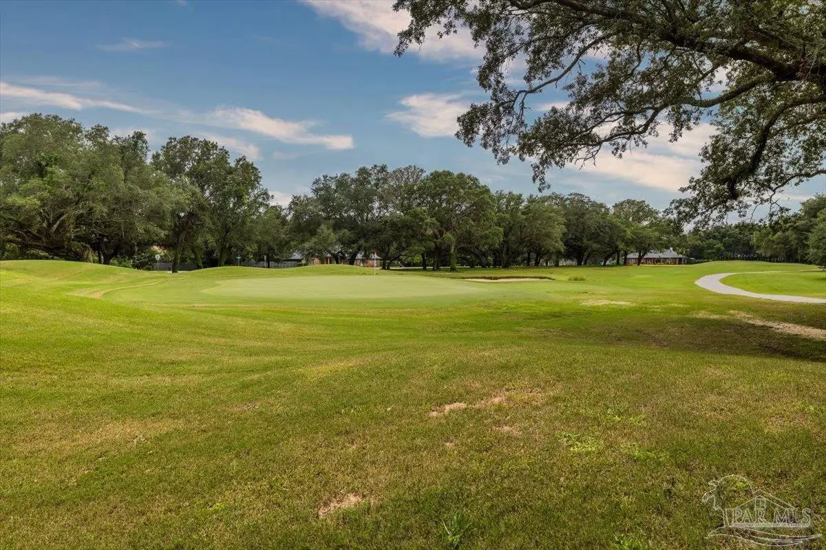 Navarre, FL 32566,2721 Pga Blvd