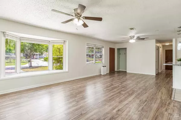 Pensacola, FL 32503,3255 Newton Dr