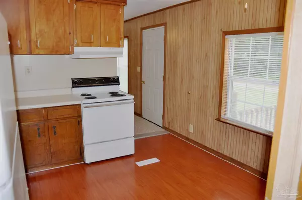 Milton, FL 32583,3939 Reinhardt Village Rd