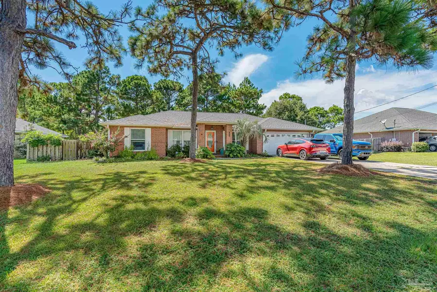 1963 Resort St, Navarre, FL 32566