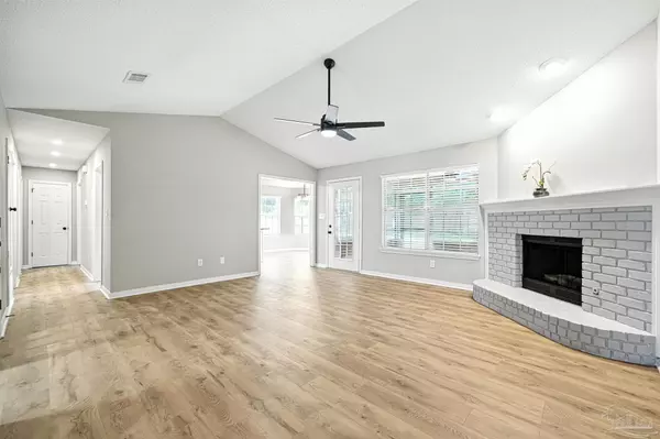 Pensacola, FL 32514,9640 Hummingbird Blvd