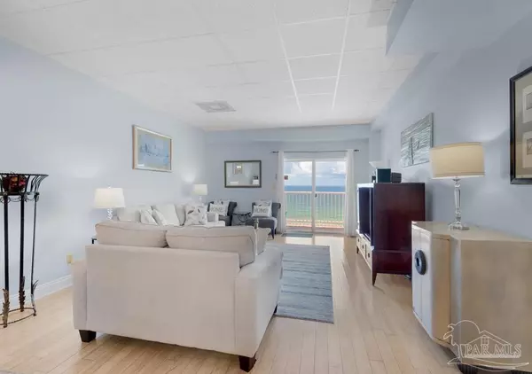 Pensacola Beach, FL 32561,999 Ft Pickens Rd