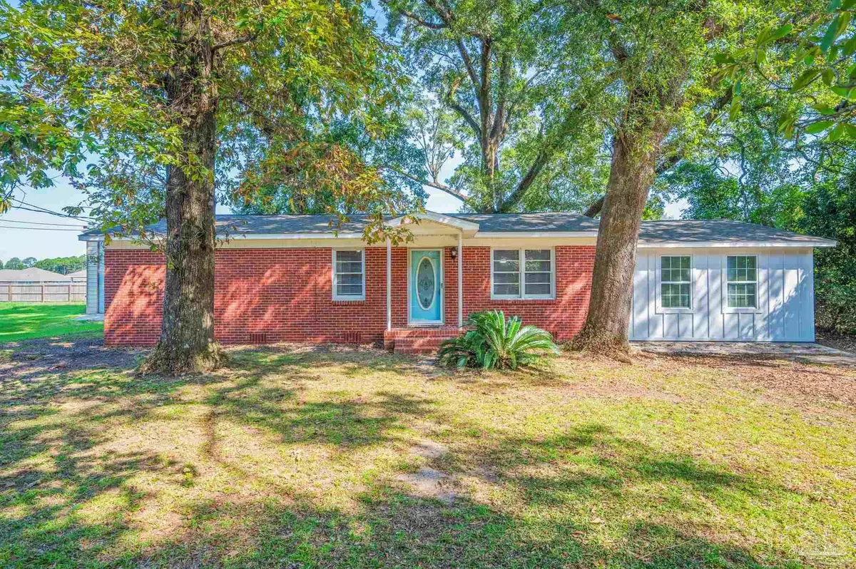 Pensacola, FL 32503,118 Czar Ln