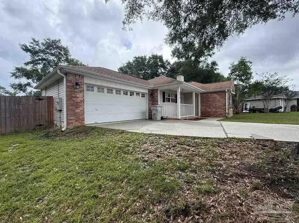 Milton, FL 32583,4078 Jacaranda Trc