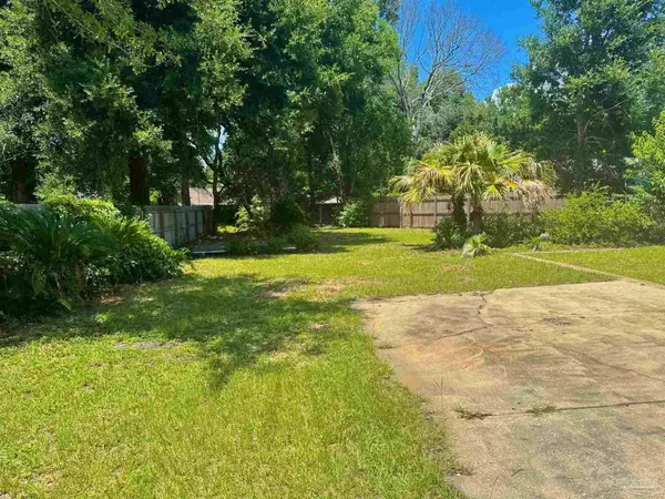 Pensacola, FL 32504,3962 Elmcrest Dr