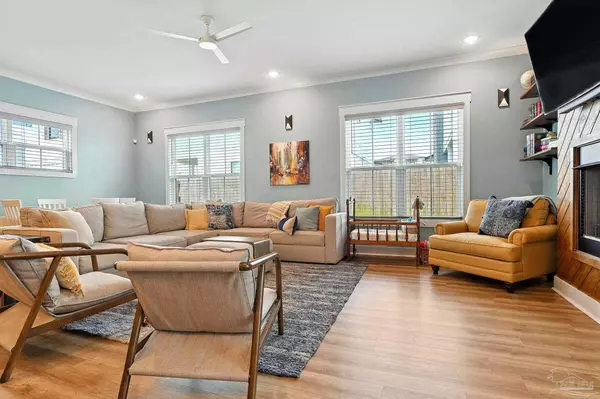 Pensacola, FL 32507,5610 Trout Ln