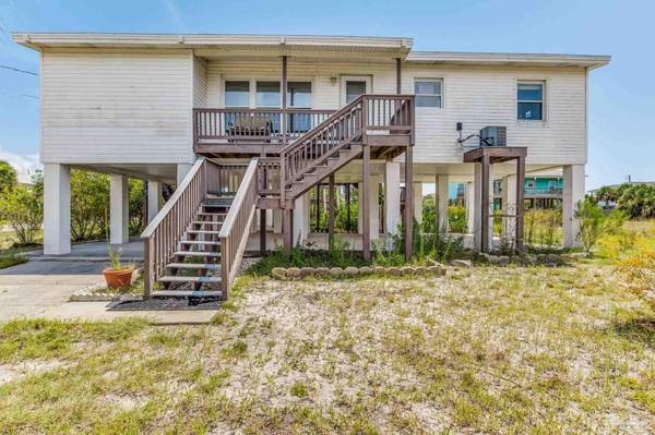 808 Largo Dr, Pensacola Beach, FL 32561