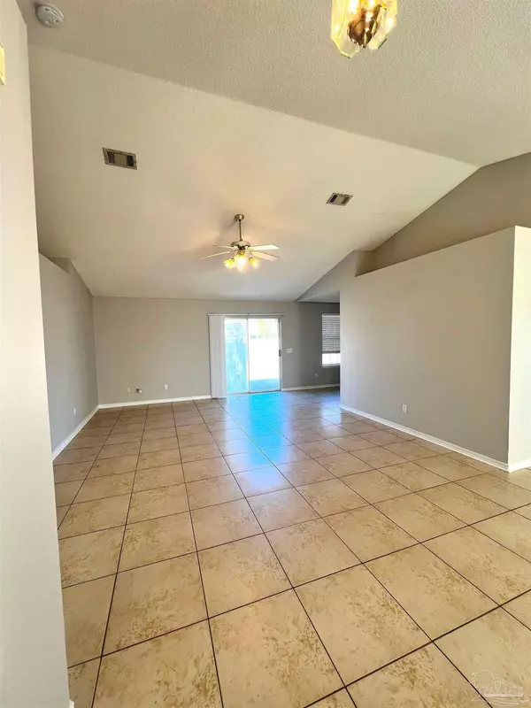 Pensacola, FL 32506,2002 Coral Reef Rd