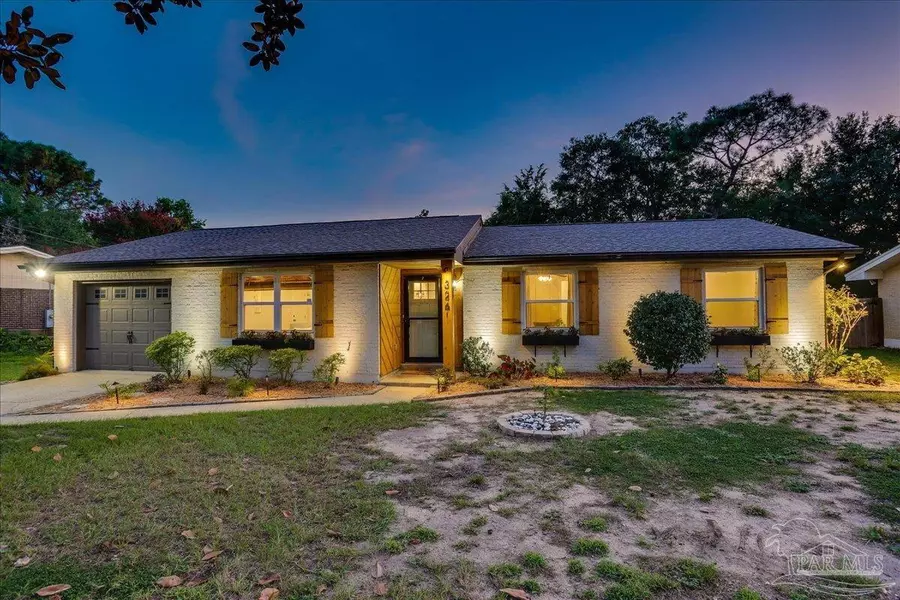 3241 Whistler Dr, Pensacola, FL 32503