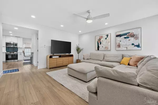 Pensacola, FL 32507,4731 Huron Dr