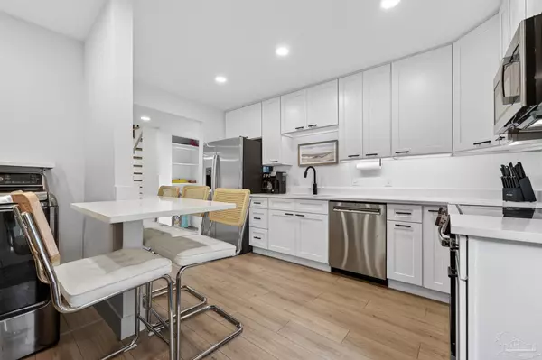 Pensacola, FL 32507,4731 Huron Dr