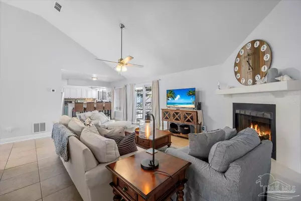 Pensacola, FL 32507,8 Arapaho Dr