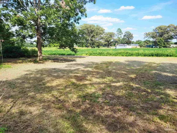 Jay, FL 32565,13398 Hwy 89