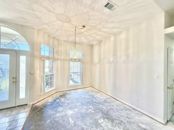 Pensacola, FL 32514,901 Shadow Ridge Dr