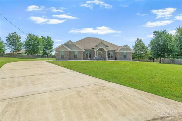 Jay, FL 32565,2661 Piddlin Ln