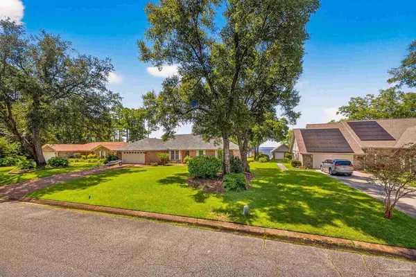 Pensacola, FL 32526,5652 Bay Forest Dr