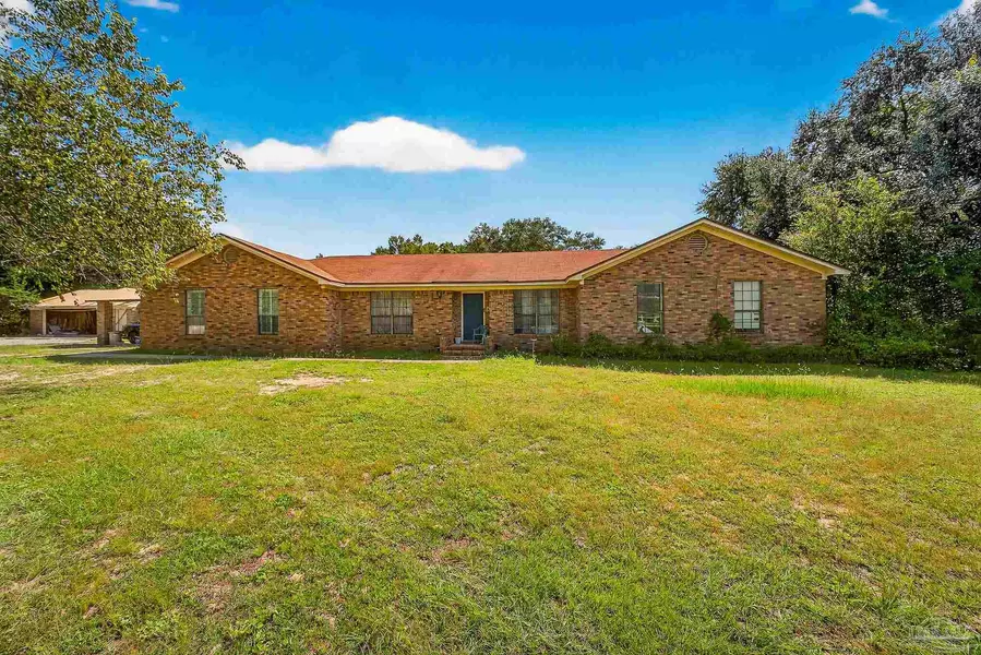 4608 B Lowery Rd, Milton, FL 32583