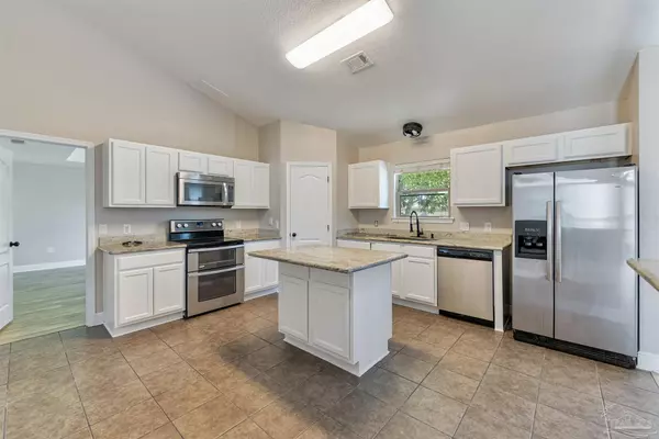 Navarre, FL 32566,1831 Thunderbolt St