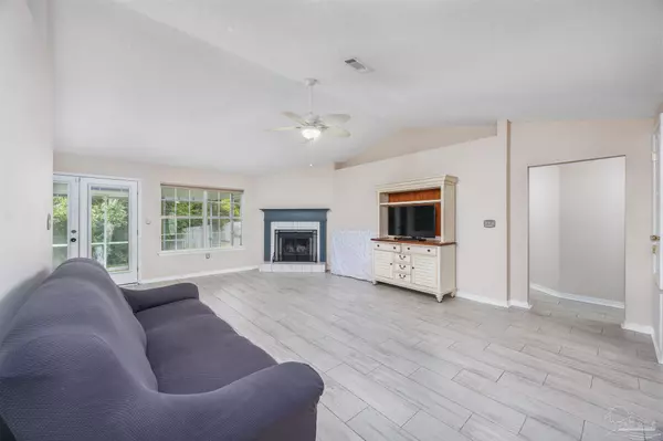 Gulf Breeze, FL 32563,1493 Nantahala Beach Rd